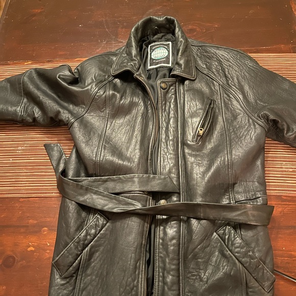 Dads Euro Mond leather jacket bought some time in the mid 80’s - Picture 3 of 5